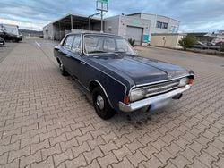 Blau Gebraucht 1967 Opel Rekord Limousine | 4.999 €