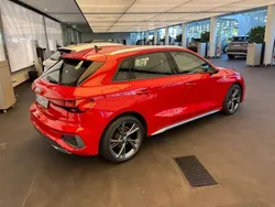Rot Gebraucht 2020 Audi A3 Sportback S-Line Limousine | 25.000 € (Fairer Preis)