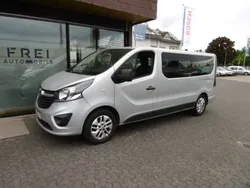 Silber Gebraucht 2015 Opel Vivaro Van | 19.980 € (Teuer)