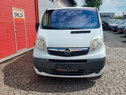 Weiß Gebraucht 2012 Opel Vivaro Van | 12.900 €