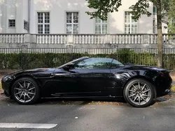 Schwarz Gebraucht 2020 Aston Martin DB11 Cabrio | 149.000 € (Teuer)