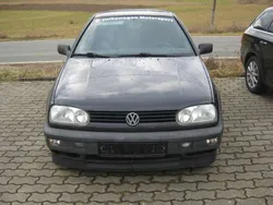 Brillantschwarz Gebraucht 1993 VW Golf III GT Limousine | 3.000 €