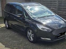 Schwarz Gebraucht 2016 Ford Galaxy Titanium Van / Kleinbus | 10.990 € (Teuer)