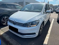 Sonderlackierung purewhite Gebraucht 2022 VW Touran Active Van / Kleinbus | 21.490 € (Fairer Preis)