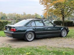 Grün Gebraucht 2001 BMW 740 M Sport Limousine | 15.800 € (Guter Preis)