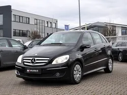 Schwarz Gebraucht 2006 Mercedes B200 Sport Van / Kleinbus | 5.500 € (Fairer Preis)