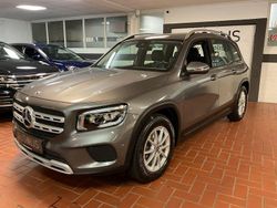Mountaingrey (metallic) Gebraucht 2021 Mercedes GLB180 SUV | 26.989 € (Guter Preis)