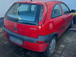Rot Gebraucht 2001 Opel Corsa Kleinwagen | 985 € (Guter Preis)