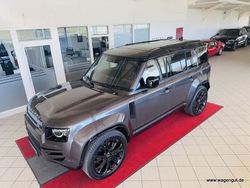 Grau Neu 2025 Land Rover Defender SUV | 190.000 €