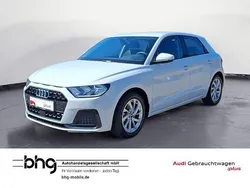 Gletscherweiß metallic Gebraucht 2024 Audi A1 Sportback Advanced Kleinwagen | 21.830 € (Guter Preis)