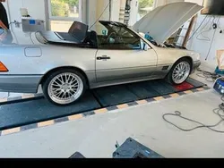 Silber Gebraucht 1993 Mercedes SL320 Cabrio | 22.999 €
