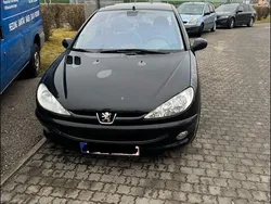 Schwarz Gebraucht 2003 Peugeot 206 Kleinwagen | 1.400 € (Fairer Preis)