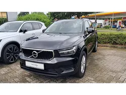 Schwarz Gebraucht 2022 Volvo XC40 Momentum SUV | 21.890 € (Superpreis)
