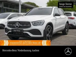 Weiß Gebraucht 2022 Mercedes GLC300e AMG SUV | 43.890 € (Fairer Preis)