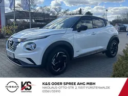 Weiss / pearlwhite (metallic) Gebraucht 2023 Nissan Juke N-Connecta SUV | 22.990 € (Fairer Preis)