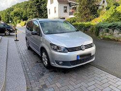 Silber Gebraucht 2012 VW Touran Match Van / Kleinbus | 6.600 €
