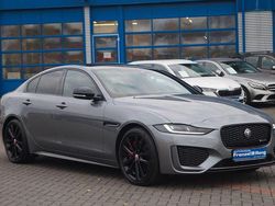 Grau Gebraucht 2023 Jaguar XE R-Dynamic Limousine | 37.950 € (Teuer)