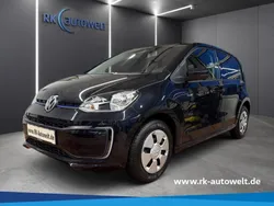 Schwarz Gebraucht 2018 VW e-up! Sound Kleinwagen | 11.590 € (Etwas zu teuer)