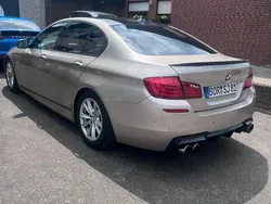 Grau Gebraucht 2011 BMW 525 M Sport Limousine | 12.950 €