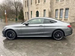 Grau Gebraucht 2018 Mercedes C300 Coupé | 23.899 €