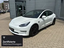 Weiß Gebraucht 2021 Tesla Model 3 Performance Limousine | 29.500 € (Fairer Preis)