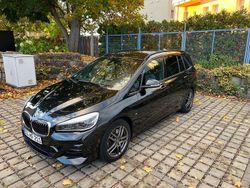 Schwarz Gebraucht 2019 BMW 220 Gran Tourer M Sport Van / Kleinbus | 22.999 € (Fairer Preis)