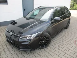 Schwarz Gebraucht 2024 VW Golf VIII R-line Limousine | 31.800 € (Fairer Preis)