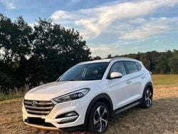 Weiß Gebraucht 2018 Hyundai Tucson Premium SUV | 15.500 € (Guter Preis)