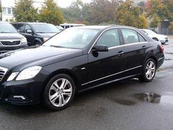 Schwarz Gebraucht 2009 Mercedes E250 Avantgarde Limousine | 13.090 € (Fairer Preis)