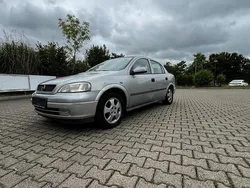 Silber Gebraucht 1999 Opel Astra Limousine | 1.500 € (Fairer Preis)