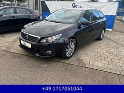 Schwarz Gebraucht 2021 Peugeot 308 SW Allure Kombi | 13.199 €
