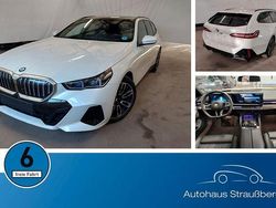 Weiß Gebraucht 2025 BMW 520 M Sport Kombi | 49.880 € (Fairer Preis)
