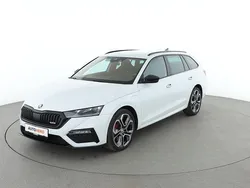 Weiß Gebraucht 2021 Skoda Octavia RS Kombi | 25.590 € (Fairer Preis)