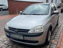 Grau Gebraucht 2002 Opel Corsa Kleinwagen | 2.350 € (Fairer Preis)