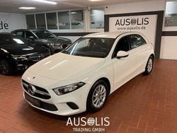 Weiß Gebraucht 2021 Mercedes A180 Limousine | 20.490 € (Guter Preis)