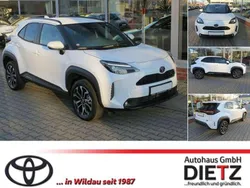 Super white 2 Neu 2025 Toyota Yaris Cross SUV | 31.349 € (Etwas zu teuer)