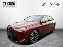 Rot Neu 2025 BMW iX M Sport SUV | 88.690 € (Teuer)