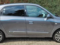 Grau Gebraucht 2022 Renault Twingo Intens Kleinwagen | 11.950 € (Guter Preis)