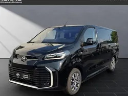 Schwarz Gebraucht 2024 Toyota Proace Verso Team Kombi | 43.900 € (Etwas zu teuer)