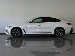 Mineralweiã metallic Gebraucht 2024 BMW i4 M Sport Limousine | 43.950 € (Superpreis)