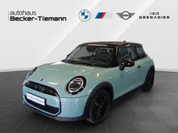 Andere Gebraucht 2024 Mini Cooper Kleinwagen | 29.999 € (Guter Preis)