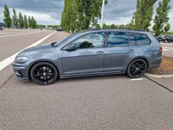 Grau Gebraucht 2020 VW Golf VII R Kombi | 26.999 € (Fairer Preis)