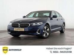 Blau Gebraucht 2021 BMW 545e Luxury Line Limousine | 39.960 € (Superpreis)