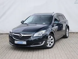 Grün Gebraucht 2016 Opel Insignia Innovation Kombi | 13.460 € (Etwas zu teuer)