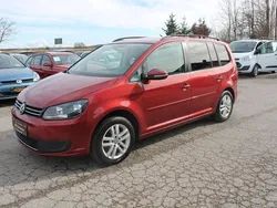 Rot Gebraucht 2014 VW Touran Van / Kleinbus | 10.990 € (Fairer Preis)