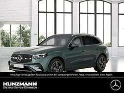 Metalliclack verdesilber Gebraucht 2025 Mercedes GLC220 AMG SUV | 59.860 €