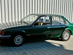 Grün Gebraucht 1978 Opel Commodore Limousine | 6.999 €