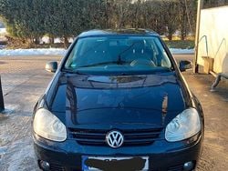 Schwarz Gebraucht 2007 VW Golf V Kleinwagen | 1.900 € (Fairer Preis)