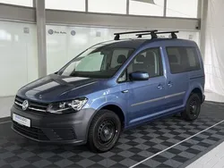 Blau Gebraucht 2016 VW Caddy Van / Kleinbus | 10.900 € (Guter Preis)