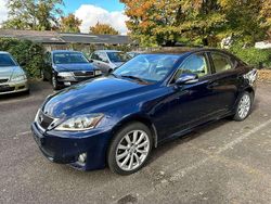 Deep blue Gebraucht 2011 Lexus IS200 Limousine | 3.890 €